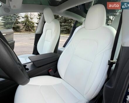 Синій Тесла Модель 3, об'ємом двигуна 0 л та пробігом 40 тис. км за 20000 $, фото 2 на Automoto.ua