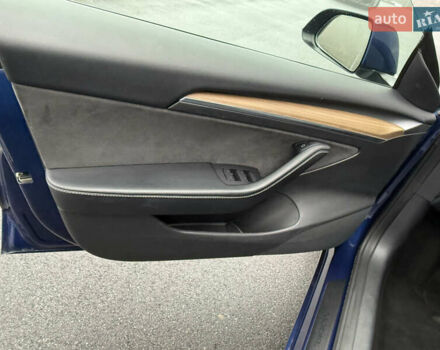 Синий Тесла Модель 3, объемом двигателя 0 л и пробегом 70 тыс. км за 19700 $, фото 8 на Automoto.ua