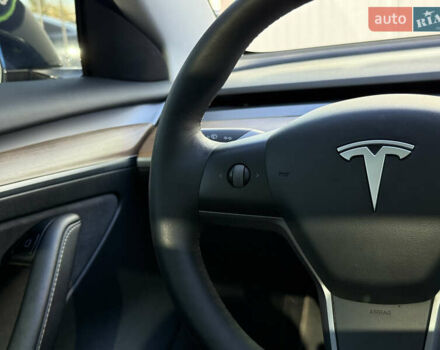 Синій Тесла Модель 3, об'ємом двигуна 0 л та пробігом 55 тис. км за 24400 $, фото 27 на Automoto.ua