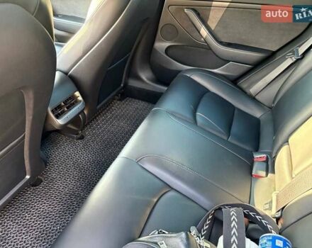 Синій Тесла Модель 3, об'ємом двигуна 0 л та пробігом 30 тис. км за 24550 $, фото 15 на Automoto.ua