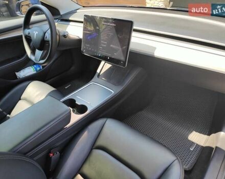 Синій Тесла Модель 3, об'ємом двигуна 0 л та пробігом 27 тис. км за 20900 $, фото 30 на Automoto.ua