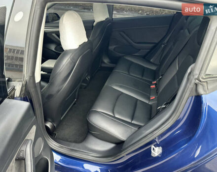 Синий Тесла Модель 3, объемом двигателя 0 л и пробегом 29 тыс. км за 18500 $, фото 8 на Automoto.ua