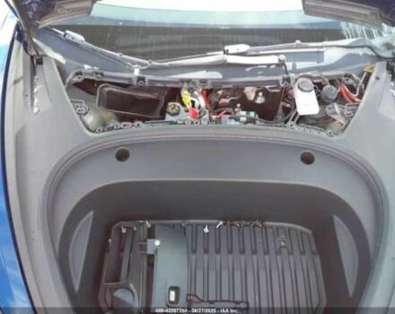 Синій Тесла Модель 3, об'ємом двигуна 0 л та пробігом 27 тис. км за 6800 $, фото 8 на Automoto.ua
