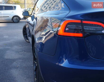 Синий Тесла Модель 3, объемом двигателя 0 л и пробегом 58 тыс. км за 22900 $, фото 60 на Automoto.ua