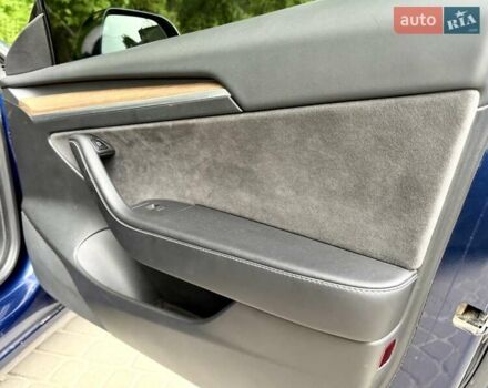 Синий Тесла Модель 3, объемом двигателя 0 л и пробегом 31 тыс. км за 23500 $, фото 20 на Automoto.ua