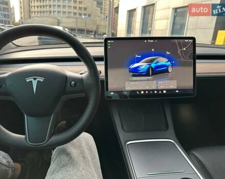 Тесла Модель 3 2022 у Києві на Automoto.ua Синій Тесла Модель 3, об'ємом двигуна 0 л та пробігом 60 тис. км за 24300 $, фото 2 на Automoto.ua