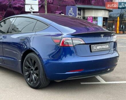 Синий Тесла Модель 3, объемом двигателя 0 л и пробегом 177 тыс. км за 18990 $, фото 5 на Automoto.ua