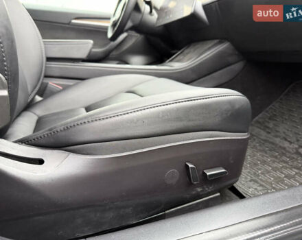 Синий Тесла Модель 3, объемом двигателя 0 л и пробегом 272 тыс. км за 16800 $, фото 33 на Automoto.ua