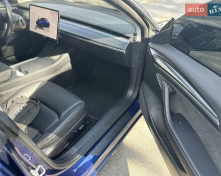 Синій Тесла Модель 3, об'ємом двигуна 0 л та пробігом 26 тис. км за 20222 $, фото 12 на Automoto.ua