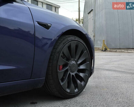 Синий Тесла Модель 3, объемом двигателя 0 л и пробегом 37 тыс. км за 24900 $, фото 17 на Automoto.ua