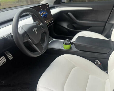 Синий Тесла Модель 3, объемом двигателя 0 л и пробегом 43 тыс. км за 25999 $, фото 8 на Automoto.ua