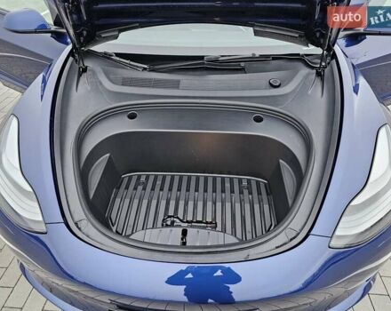 Синий Тесла Модель 3, объемом двигателя 0 л и пробегом 23 тыс. км за 26449 $, фото 29 на Automoto.ua