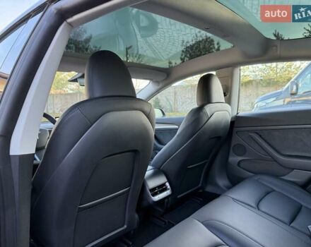 Синій Тесла Модель 3, об'ємом двигуна 0 л та пробігом 21 тис. км за 20999 $, фото 76 на Automoto.ua