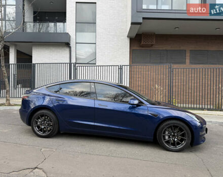Синий Тесла Модель 3, объемом двигателя 0 л и пробегом 38 тыс. км за 20400 $, фото 2 на Automoto.ua