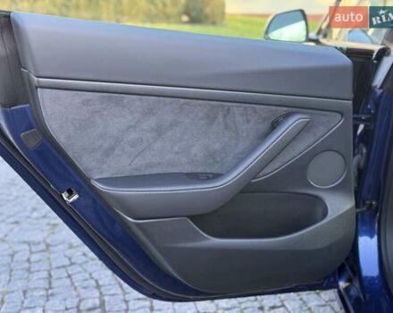 Синій Тесла Модель 3, об'ємом двигуна 0 л та пробігом 21 тис. км за 20999 $, фото 72 на Automoto.ua