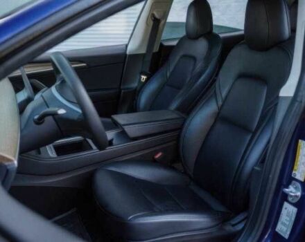 Синий Тесла Модель 3, объемом двигателя 0 л и пробегом 39 тыс. км за 19800 $, фото 11 на Automoto.ua