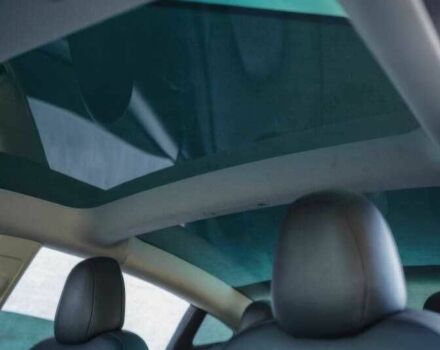 Синий Тесла Модель 3, объемом двигателя 0 л и пробегом 39 тыс. км за 19800 $, фото 16 на Automoto.ua