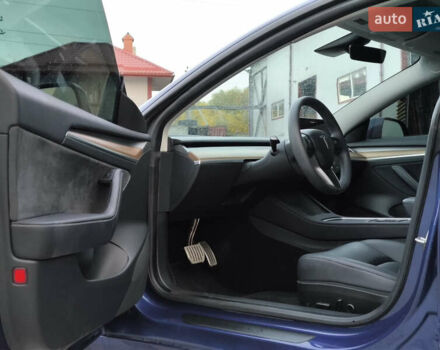 Синий Тесла Модель 3, объемом двигателя 0 л и пробегом 37 тыс. км за 24900 $, фото 29 на Automoto.ua