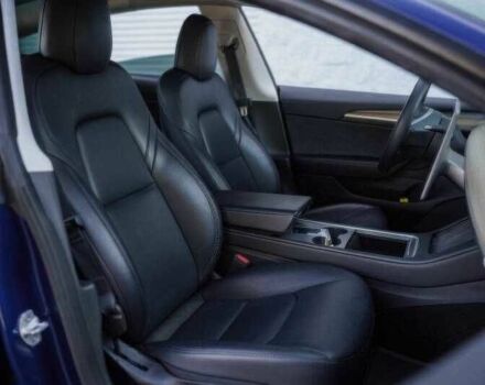 Синий Тесла Модель 3, объемом двигателя 0 л и пробегом 39 тыс. км за 19800 $, фото 13 на Automoto.ua