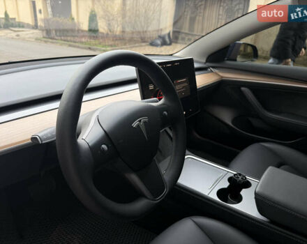 Синий Тесла Модель 3, объемом двигателя 0 л и пробегом 38 тыс. км за 20400 $, фото 10 на Automoto.ua