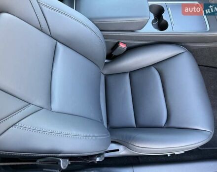 Синій Тесла Модель 3, об'ємом двигуна 0 л та пробігом 21 тис. км за 20999 $, фото 95 на Automoto.ua