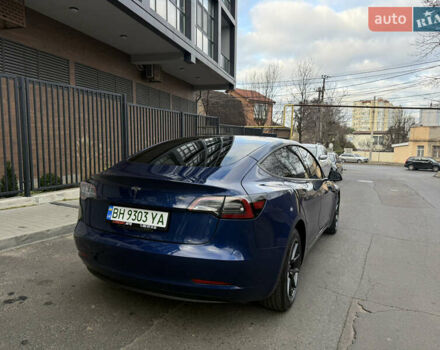 Синий Тесла Модель 3, объемом двигателя 0 л и пробегом 38 тыс. км за 20400 $, фото 4 на Automoto.ua