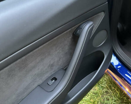 Синий Тесла Модель 3, объемом двигателя 0 л и пробегом 9 тыс. км за 25500 $, фото 15 на Automoto.ua