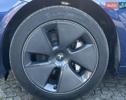 Синій Тесла Модель 3, об'ємом двигуна 0 л та пробігом 21 тис. км за 20999 $, фото 101 на Automoto.ua