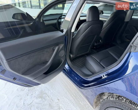 Синий Тесла Модель 3, объемом двигателя 0 л и пробегом 35 тыс. км за 21700 $, фото 26 на Automoto.ua