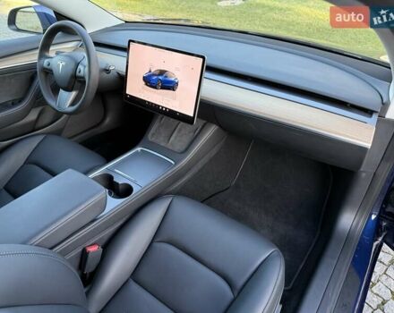 Синій Тесла Модель 3, об'ємом двигуна 0 л та пробігом 21 тис. км за 20999 $, фото 91 на Automoto.ua