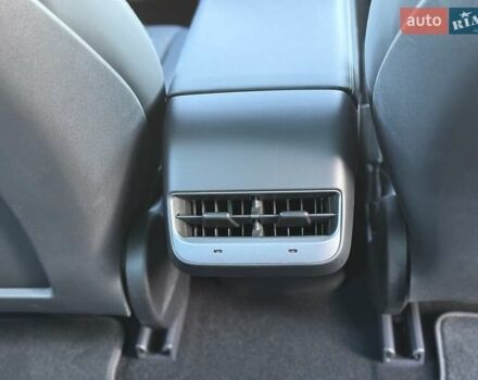 Синій Тесла Модель 3, об'ємом двигуна 0 л та пробігом 21 тис. км за 20999 $, фото 85 на Automoto.ua