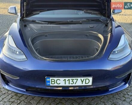Синій Тесла Модель 3, об'ємом двигуна 0 л та пробігом 21 тис. км за 20999 $, фото 104 на Automoto.ua