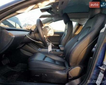 Синій Тесла Модель 3, об'ємом двигуна 0 л та пробігом 51 тис. км за 11500 $, фото 4 на Automoto.ua
