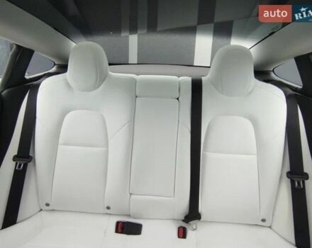 Синій Тесла Модель 3, об'ємом двигуна 0 л та пробігом 65 тис. км за 16000 $, фото 13 на Automoto.ua