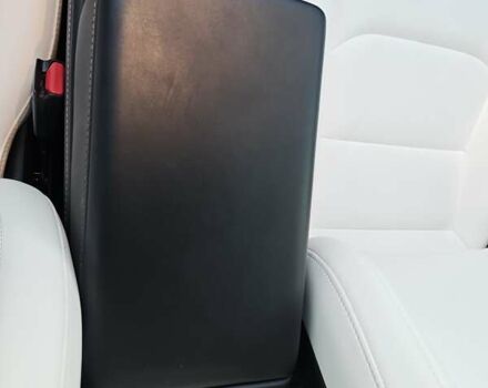 Синий Тесла Модель 3, объемом двигателя 0 л и пробегом 57 тыс. км за 19999 $, фото 24 на Automoto.ua