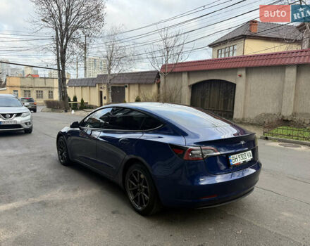 Синий Тесла Модель 3, объемом двигателя 0 л и пробегом 38 тыс. км за 20400 $, фото 6 на Automoto.ua