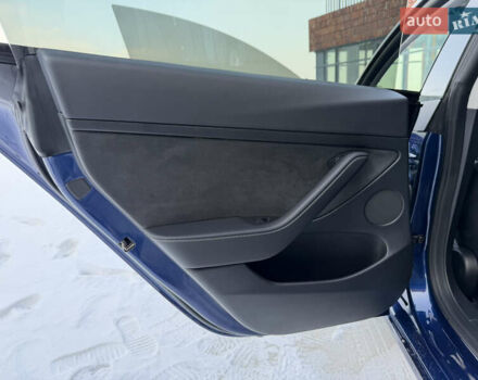 Синий Тесла Модель 3, объемом двигателя 0 л и пробегом 35 тыс. км за 21700 $, фото 27 на Automoto.ua
