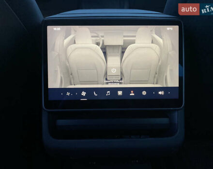 Синий Тесла Модель 3, объемом двигателя 0 л и пробегом 7 тыс. км за 25700 $, фото 26 на Automoto.ua