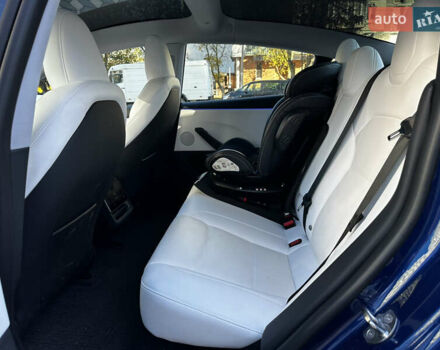 Синий Тесла Модель 3, объемом двигателя 0 л и пробегом 5 тыс. км за 28000 $, фото 13 на Automoto.ua