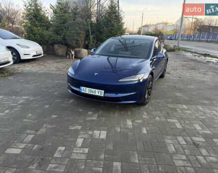 Синий Тесла Модель 3, объемом двигателя 0 л и пробегом 5 тыс. км за 32000 $, фото 2 на Automoto.ua