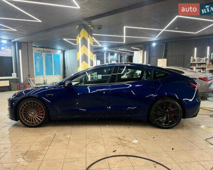 Синий Тесла Модель 3, объемом двигателя 0 л и пробегом 1 тыс. км за 37900 $, фото 1 на Automoto.ua