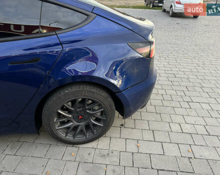 Синий Тесла Модель 3, объемом двигателя 0 л и пробегом 16 тыс. км за 27500 $, фото 7 на Automoto.ua