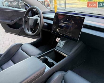 Тесла Модель 3 2024 у Львові на Automoto.ua Синій Тесла Модель 3, об'ємом двигуна 0 л та пробігом 6 тис. км за 39900 $, фото 43 на Automoto.ua