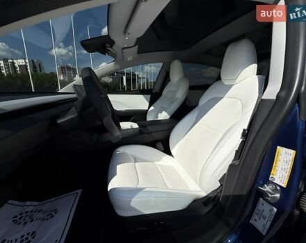 Синій Тесла Модель 3, об'ємом двигуна 0 л та пробігом 40 тис. км за 35500 $, фото 41 на Automoto.ua