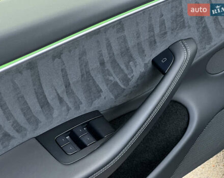 Синій Тесла Модель 3, об'ємом двигуна 0 л та пробігом 14 тис. км за 32999 $, фото 32 на Automoto.ua