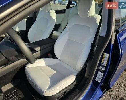 Синій Тесла Модель 3, об'ємом двигуна 0 л та пробігом 6 тис. км за 28900 $, фото 14 на Automoto.ua