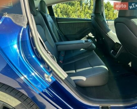 Синий Тесла Модель 3, объемом двигателя 0 л и пробегом 14 тыс. км за 31999 $, фото 48 на Automoto.ua