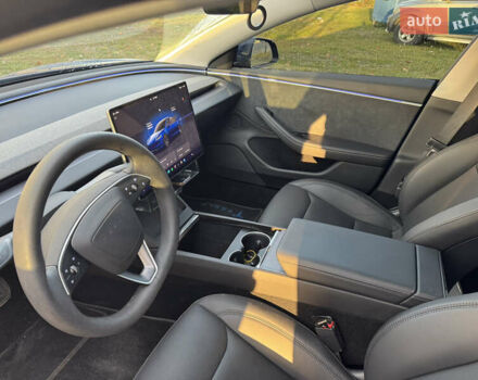 Синий Тесла Модель 3, объемом двигателя 0 л и пробегом 16 тыс. км за 27500 $, фото 10 на Automoto.ua