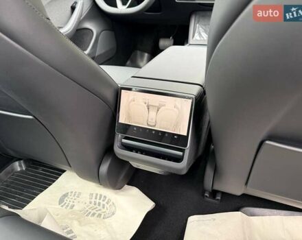Синій Тесла Модель 3, об'ємом двигуна 0 л та пробігом 1 тис. км за 27500 $, фото 32 на Automoto.ua