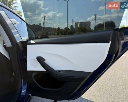 Синій Тесла Модель 3, об'ємом двигуна 0 л та пробігом 40 тис. км за 35500 $, фото 37 на Automoto.ua